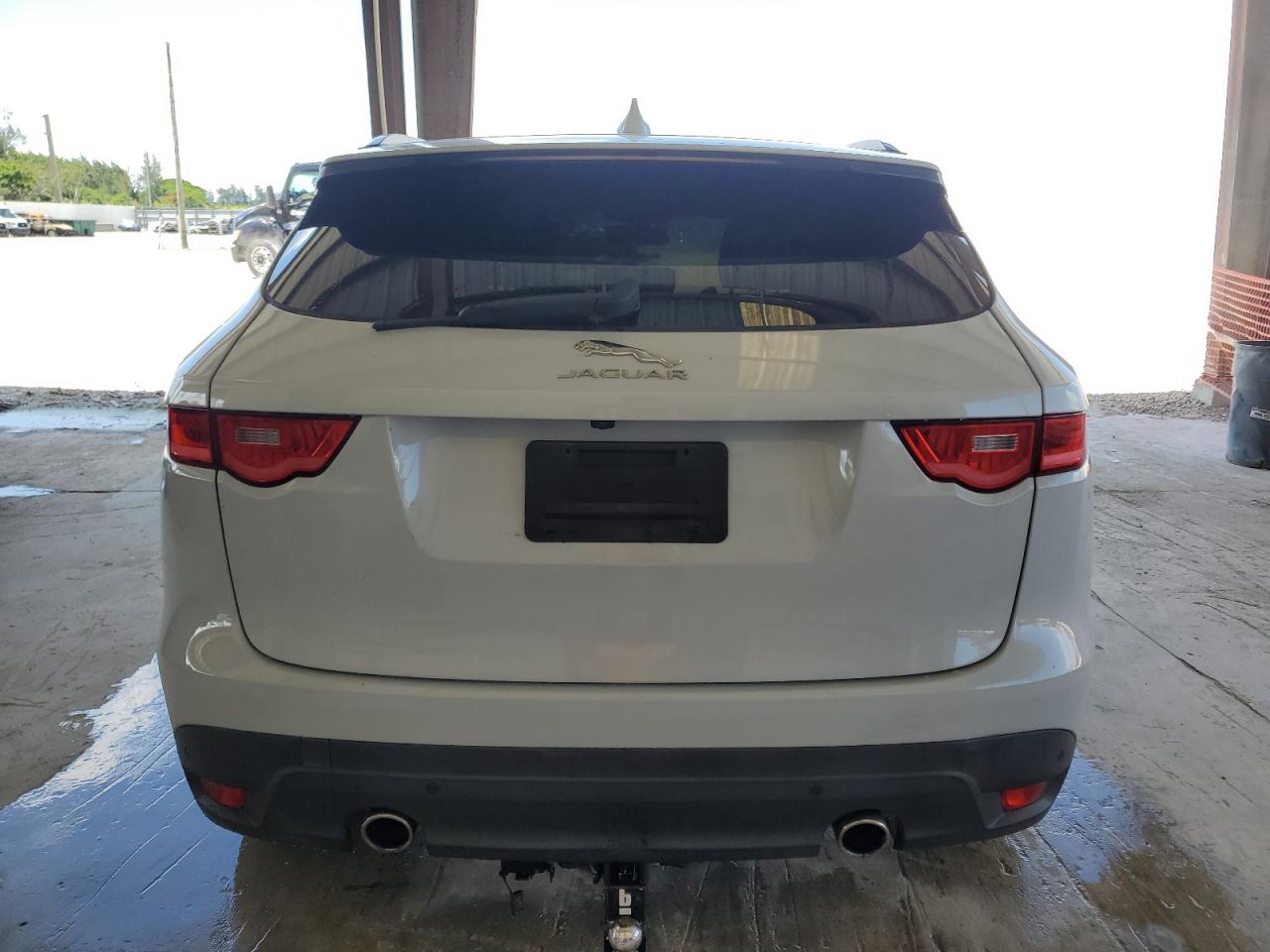 2017 Jaguar F-Pace R - Sport VIN: SADCL2BV8HA898446 Lot: 62160915