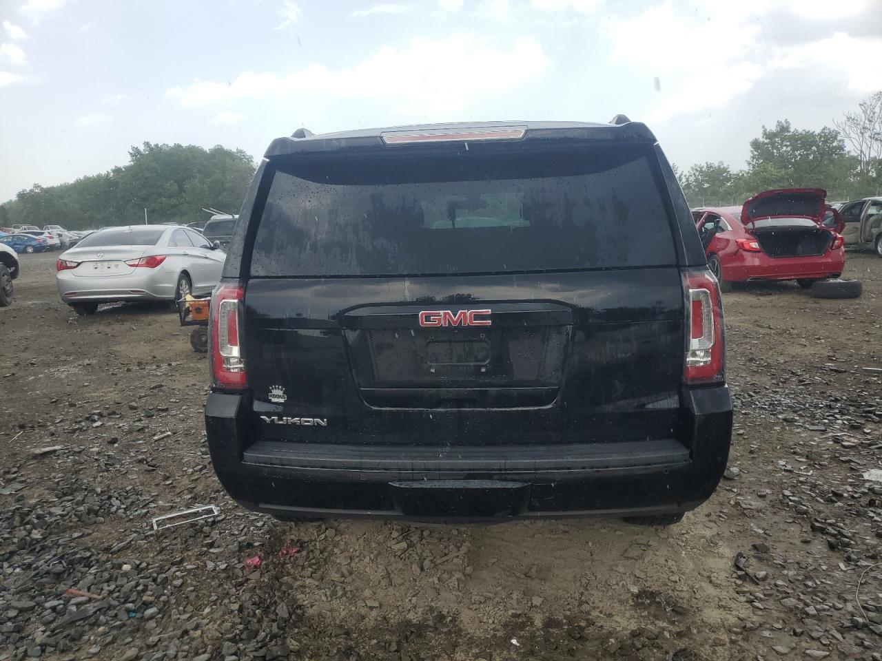 2015 GMC Yukon Sle VIN: 1GKS2AKC3FR235677 Lot: 62549215
