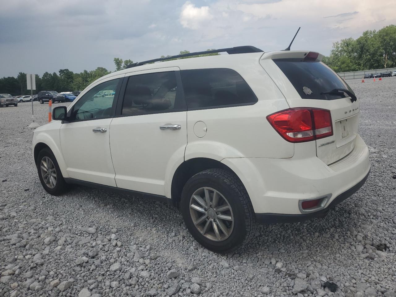DODGE JOURNEY 2017 VIN 3C4PDCBG8HT591191 zdjęcie 2