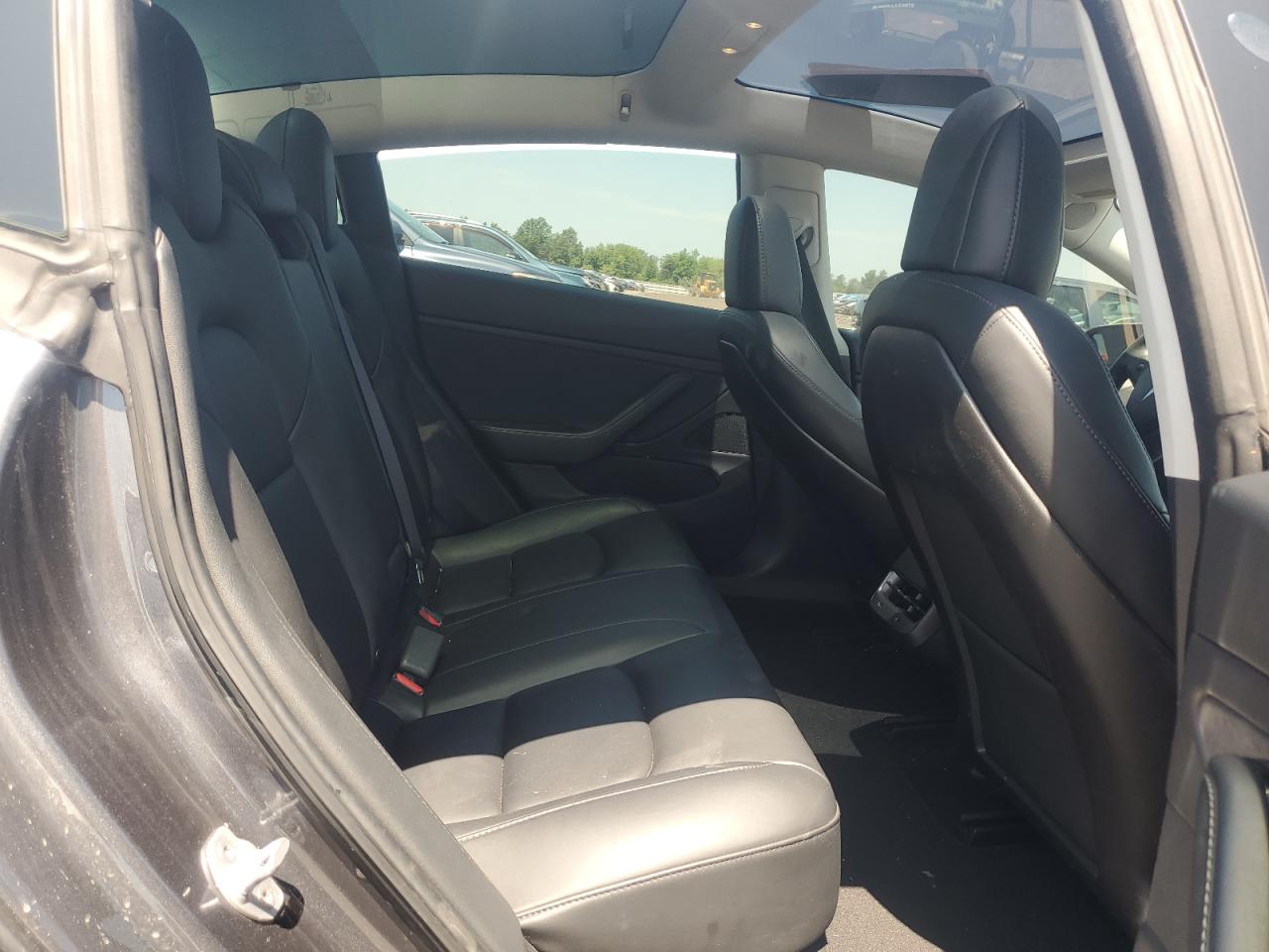 2019 Tesla Model 3 VIN: 5YJ3E1EA7KF298654 Lot: 60700455