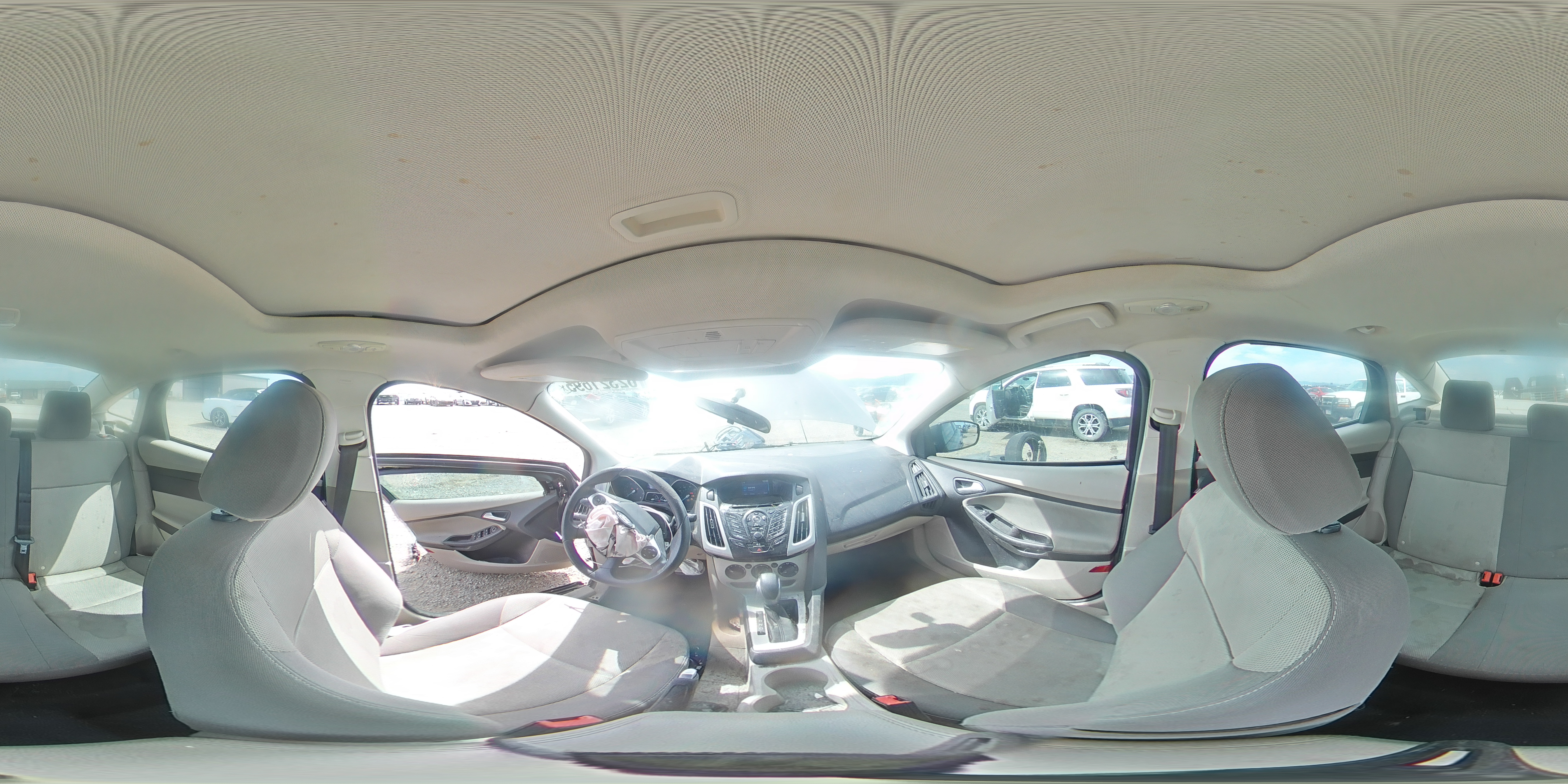 2014 Ford Focus Se VIN: 1FADP3F25EL301768 Lot: 62321695