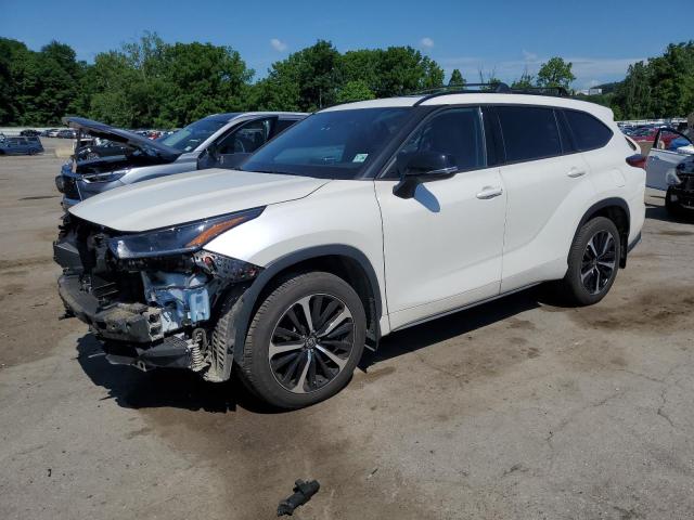 TOYOTA HIGHLANDER 2021