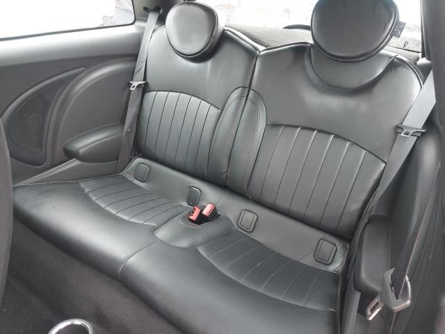 2009 MINI COOPER S