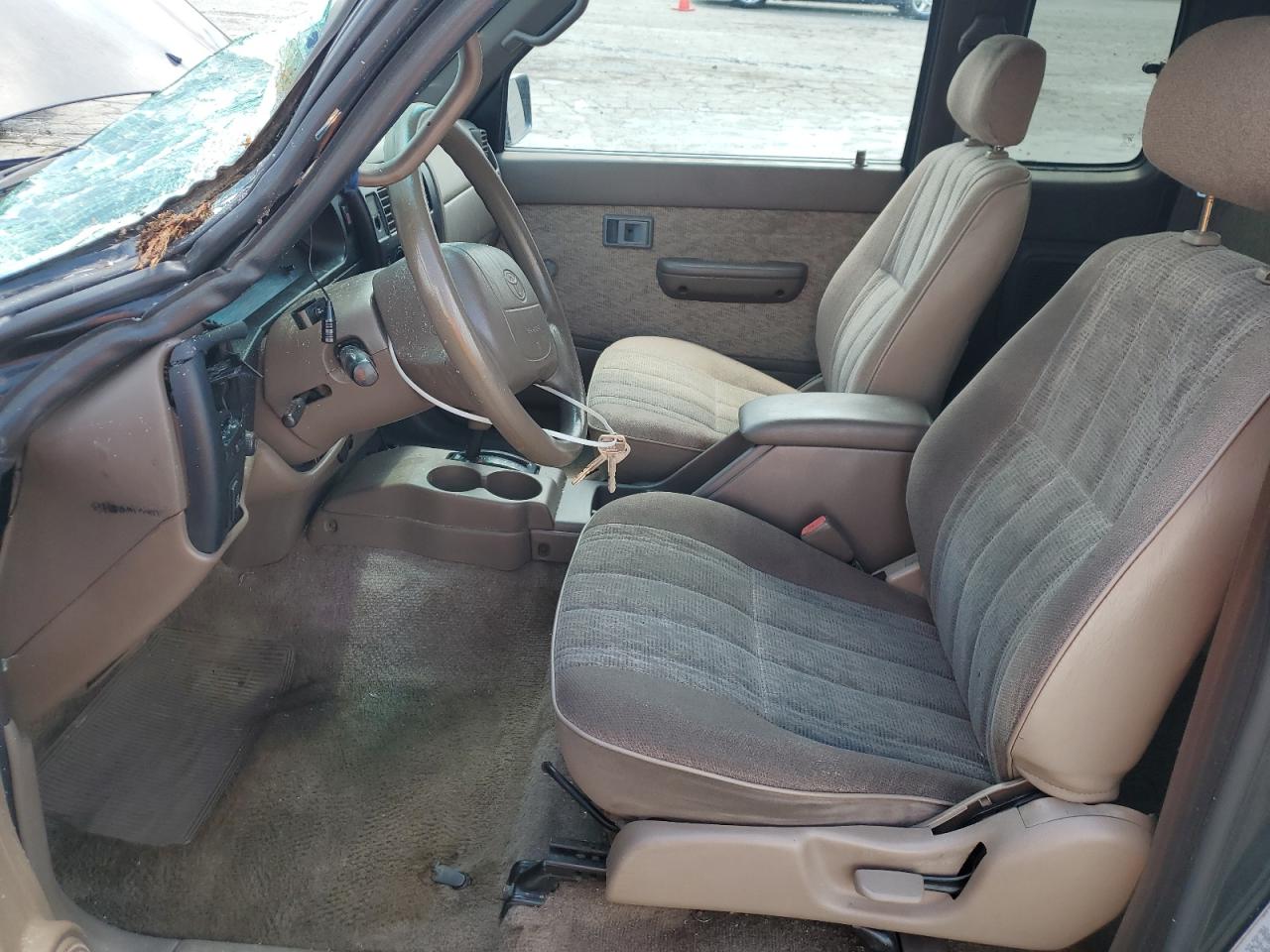 1999 Toyota Tacoma Xtracab Prerunner VIN: 4TASM92N4XZ515014 Lot: 61755185