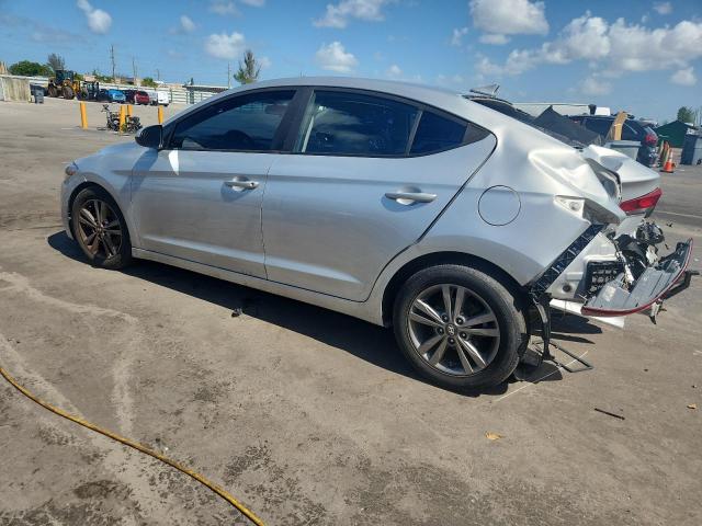  HYUNDAI ELANTRA 2018 Szary