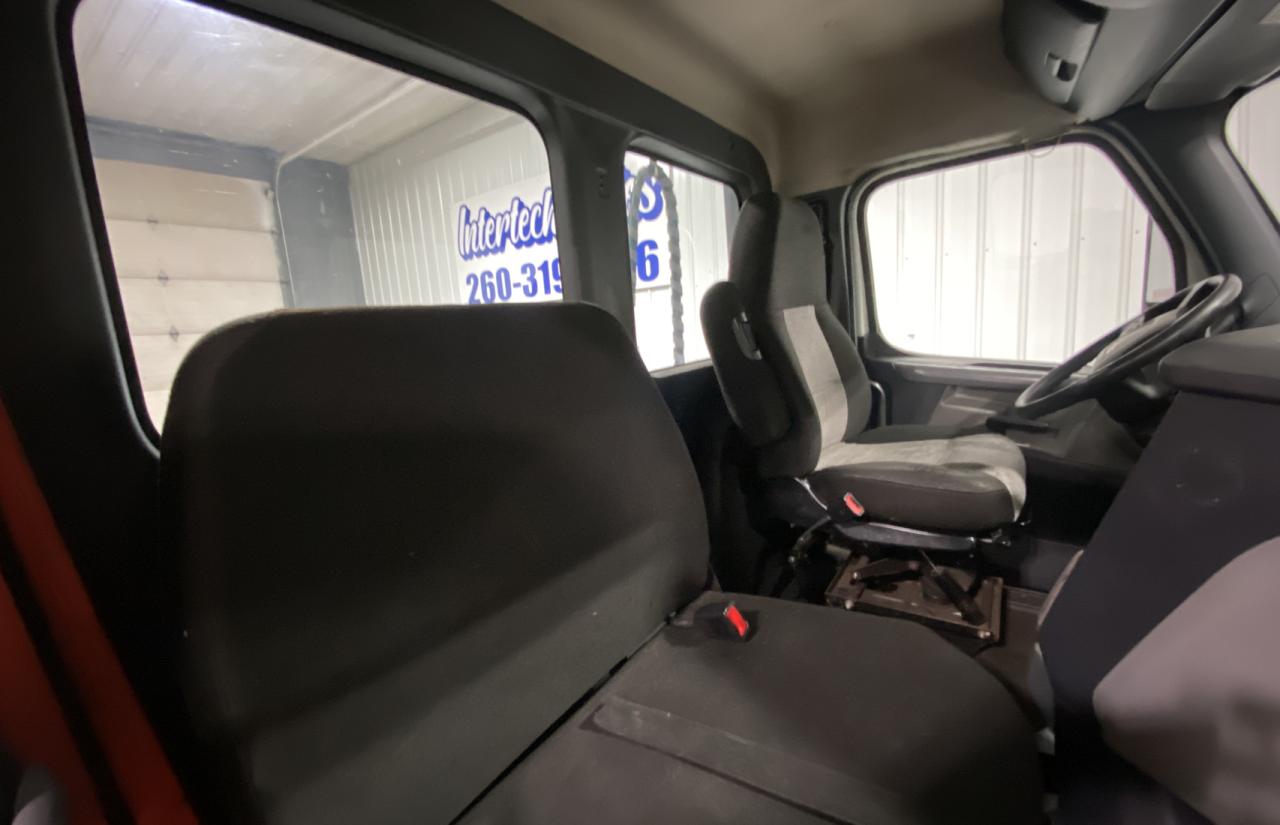 FREIGHTLINER ALL OTHER 2020 VIN 1FUJHTDV2LLKZ2363 фото 6