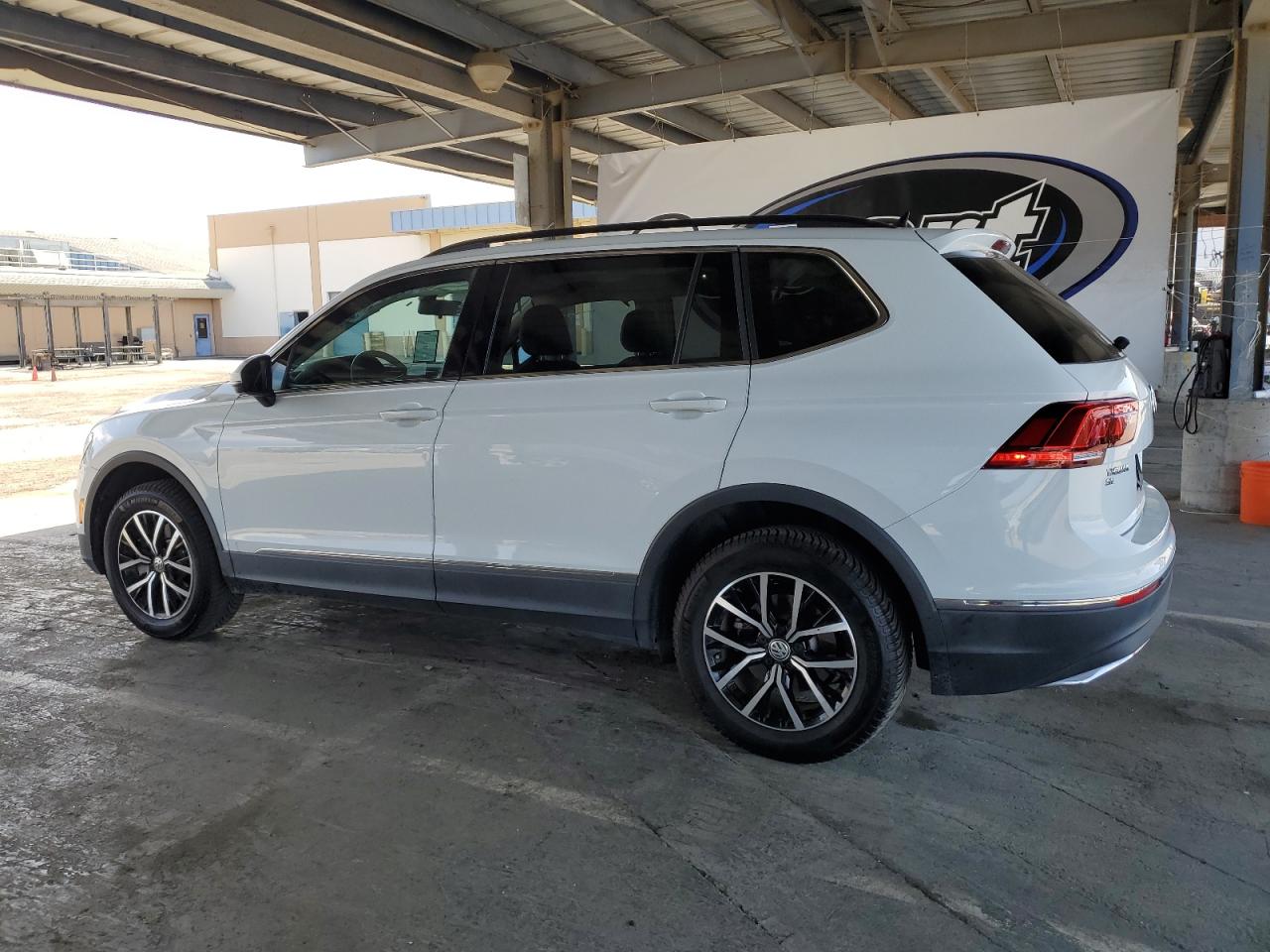 VOLKSWAGEN TIGUAN 2021 VIN 3VV3B7AX3MM047670 фото 2