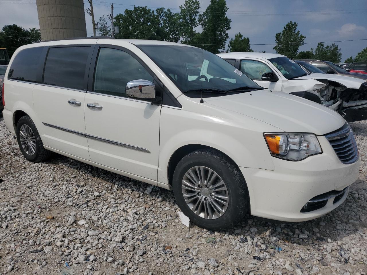 CHRYSLER MINIVAN 2013 VIN 2C4RC1CG4DR509341 фото 4