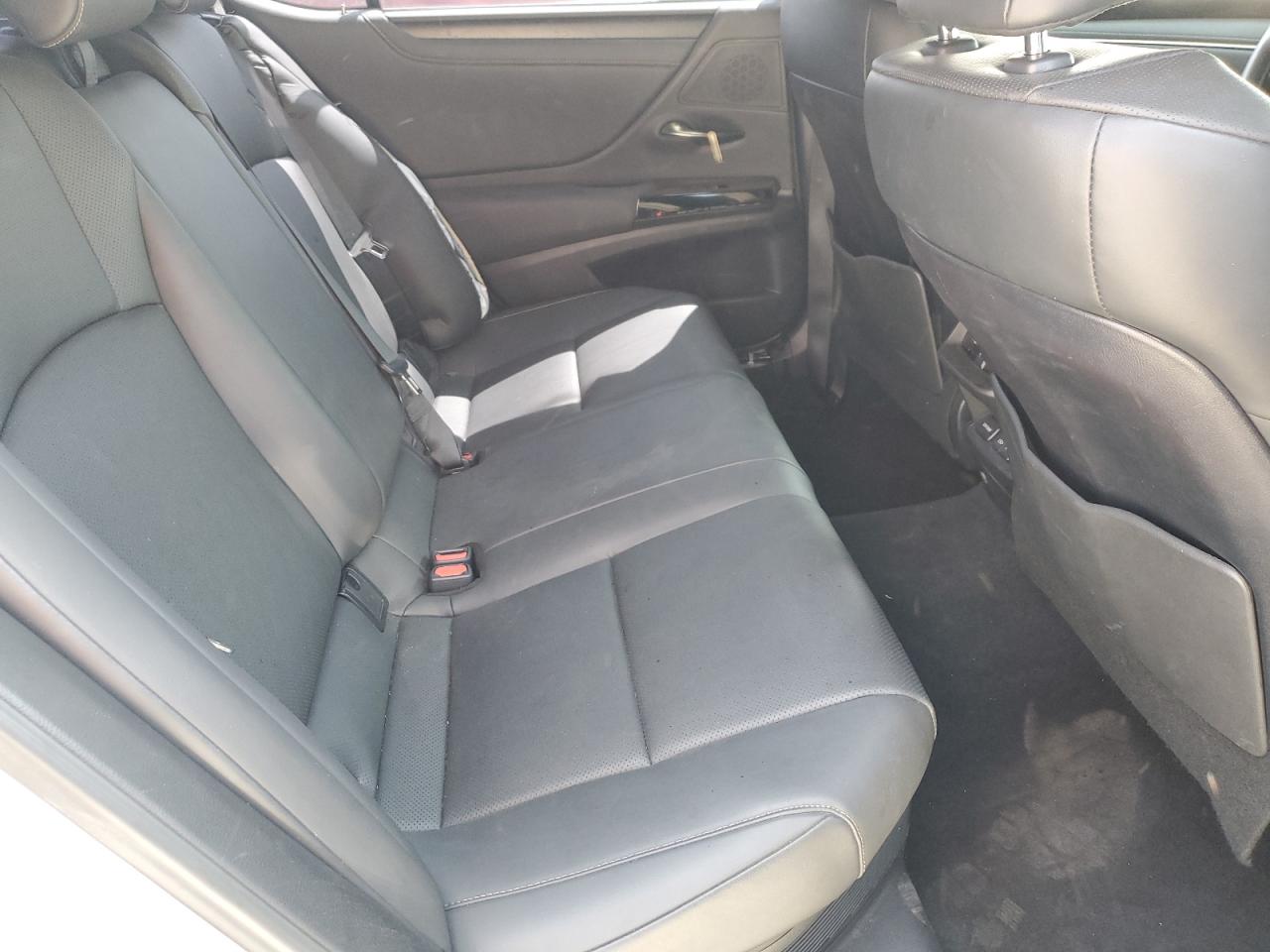 LEXUS ES300 2024 VIN 58ADA1C15RU046605 photo 10