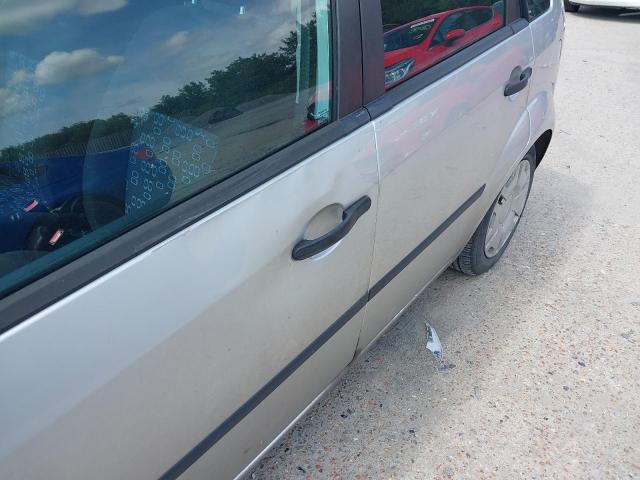2005 FORD FIESTA LX