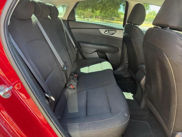  KIA FORTE 2021 Czerwony