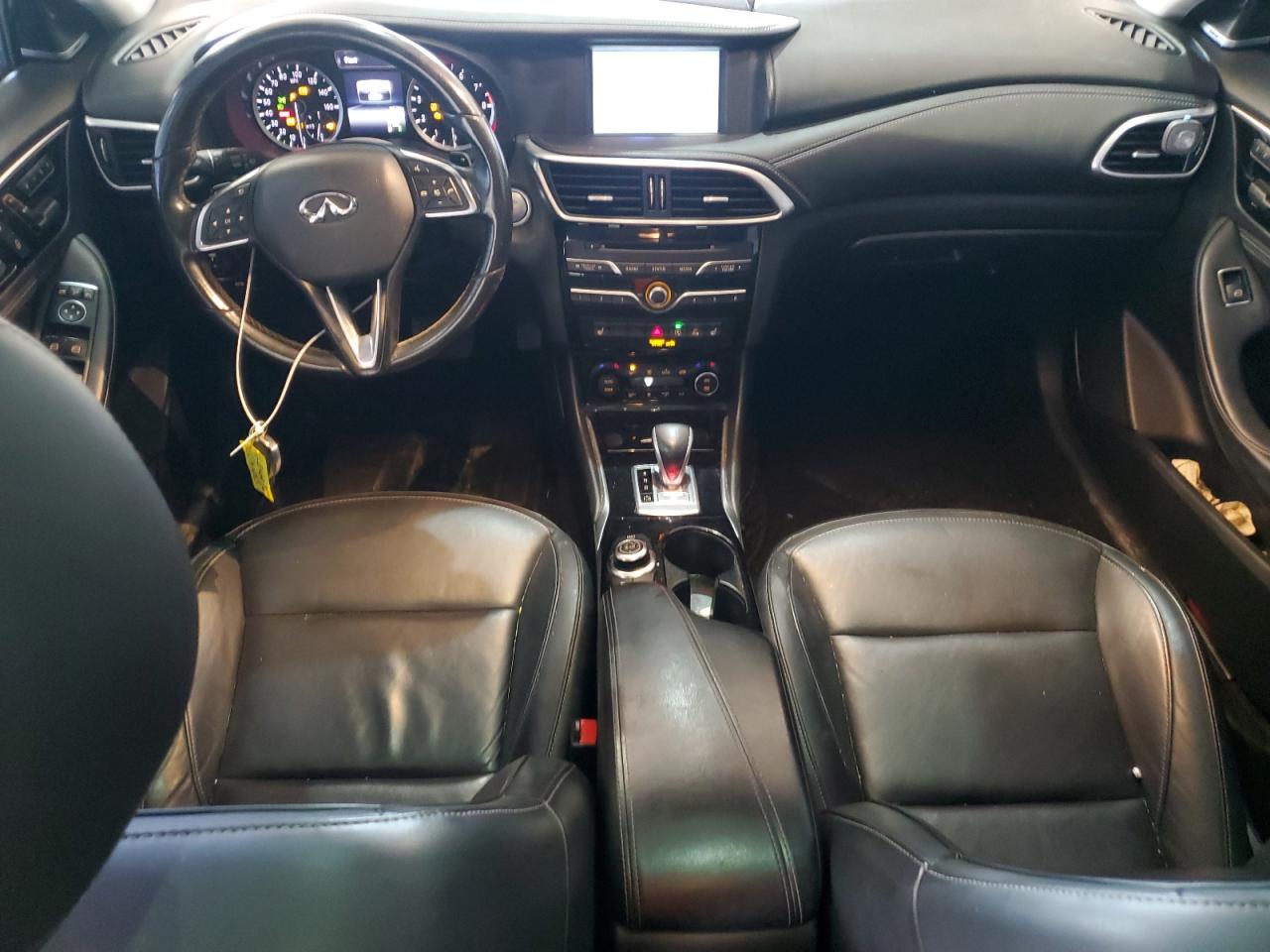 2017 Infiniti Qx30 Base VIN: SJKCH5CR3HA032635 Lot: 61125955