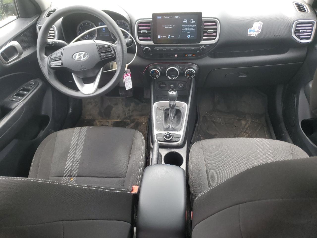 2020 Hyundai Venue Sel VIN: KMHRC8A34LU041780 Lot: 61203675
