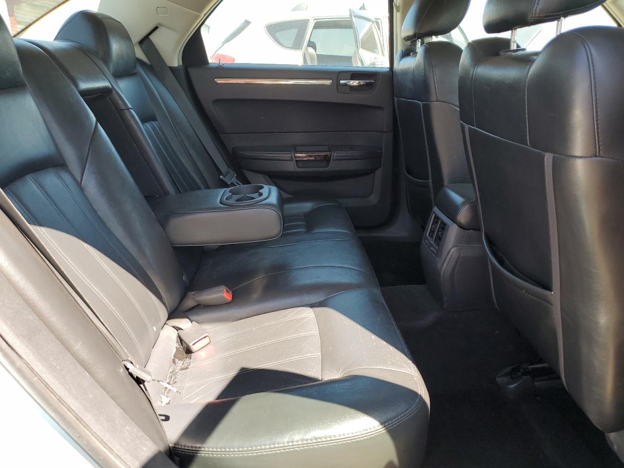 2009 Chrysler 300C VIN: 2C3LK63T79H553306 Lot: 62882965