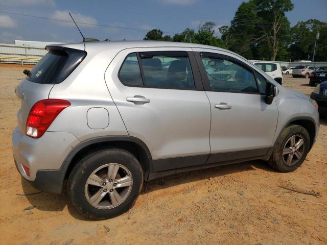  CHEVROLET TRAX 2017 Srebrny