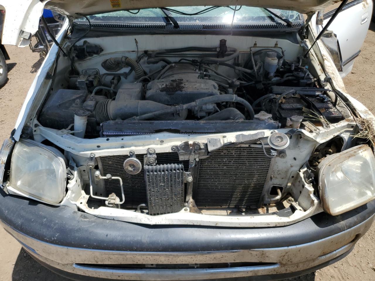 2000 Toyota Tundra Access Cab VIN: 5TBBT4415YS005304 Lot: 62937545