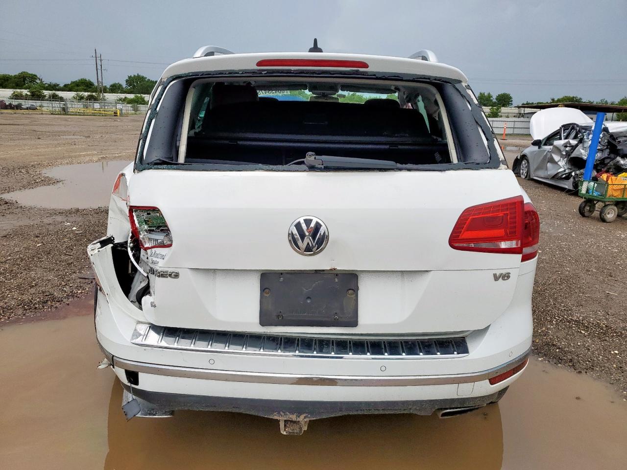 2016 Volkswagen Touareg Sport VIN: WVGEF9BP8GD012365 Lot: 60435475