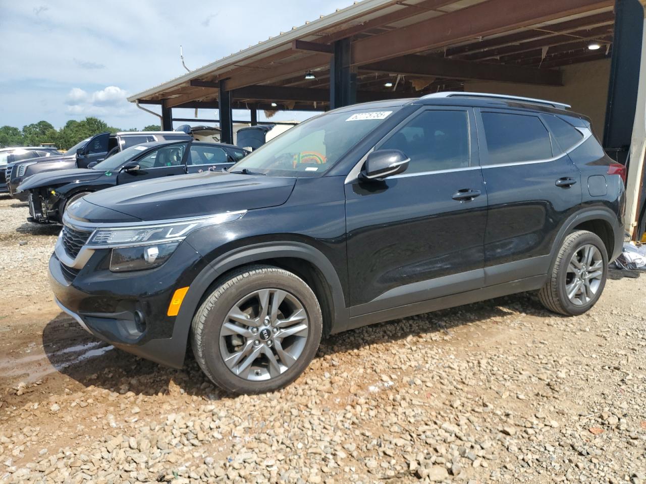 KIA SELTOS 2021 VIN KNDEU2AAXM7110869