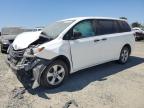 2017 Toyota Sienna  იყიდება Antelope-ში, CA - Front End