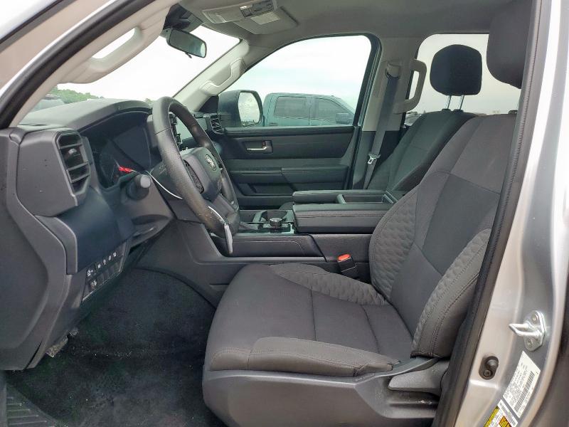  TOYOTA TUNDRA 2024 Srebrny