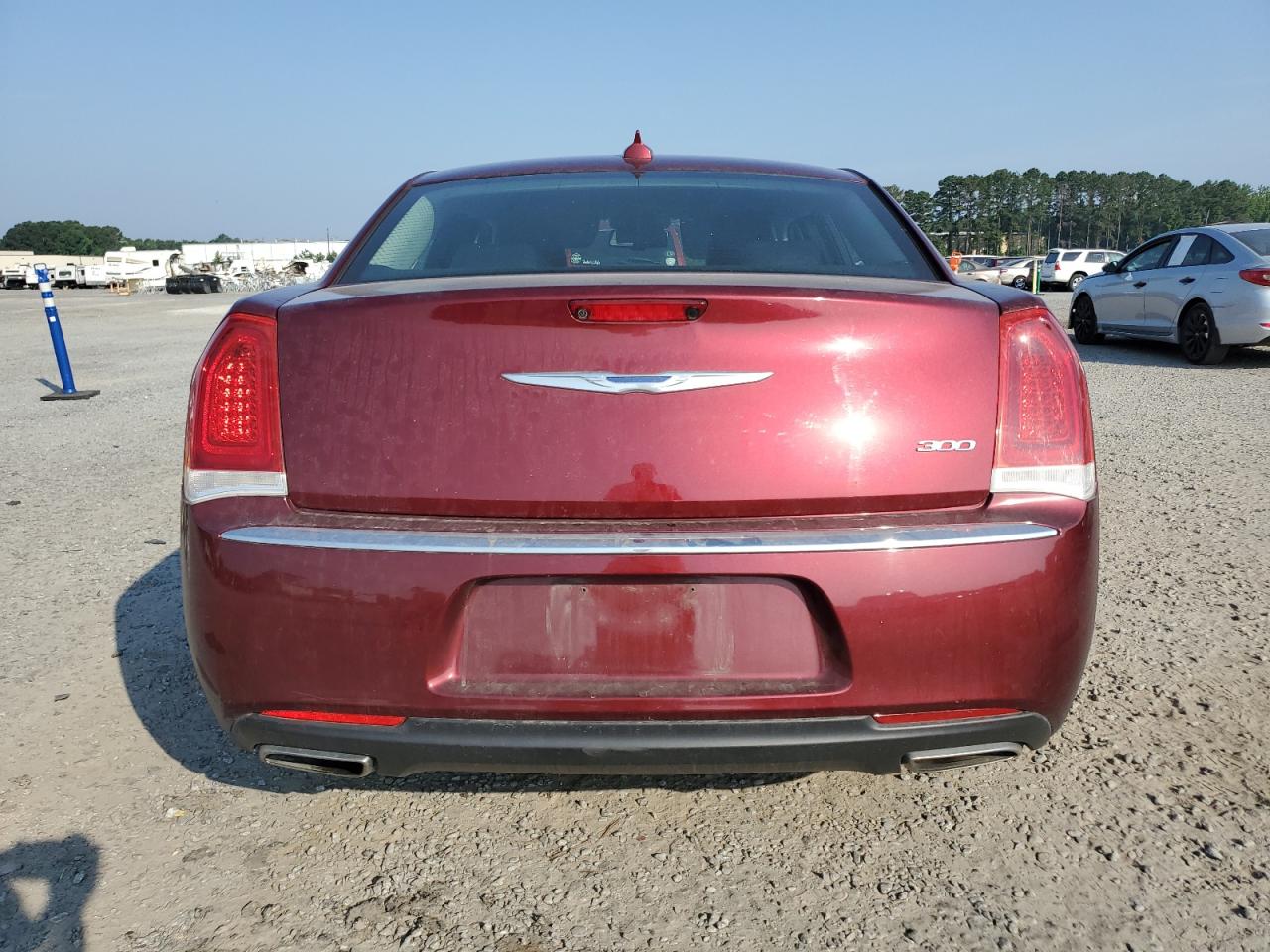 2017 Chrysler 300 Limited VIN: 2C3CCAAGXHH668261 Lot: 62265035