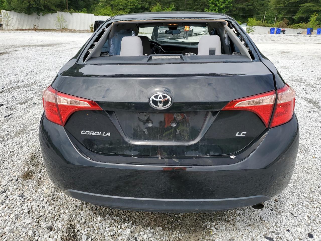 2018 Toyota Corolla L VIN: 2T1BURHE9JC012642 Lot: 58707065