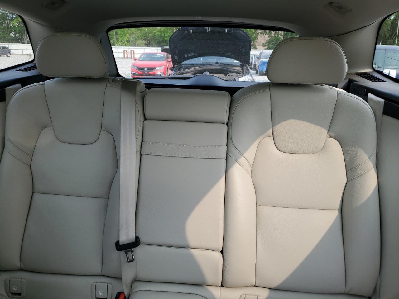 2018 Volvo Xc60 T5 Momentum VIN: YV4102RK3J1028226 Lot: 59272645