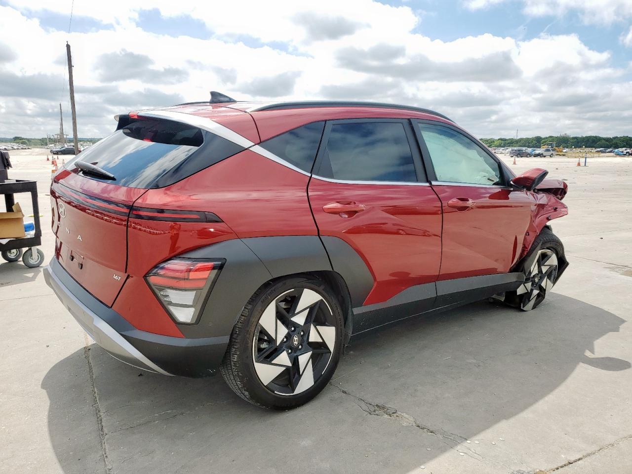 HYUNDAI KONA 2024 VIN KM8HE3A30RU132403 фото 3