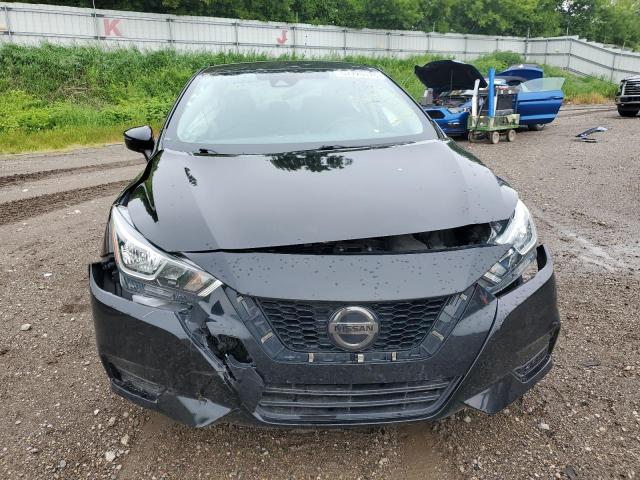  NISSAN VERSA 2020 Чорний