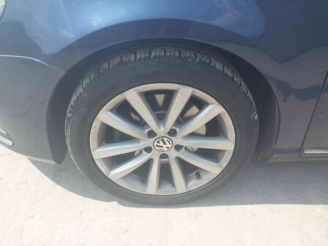 2014 VOLKSWAGEN PASSAT EXE
