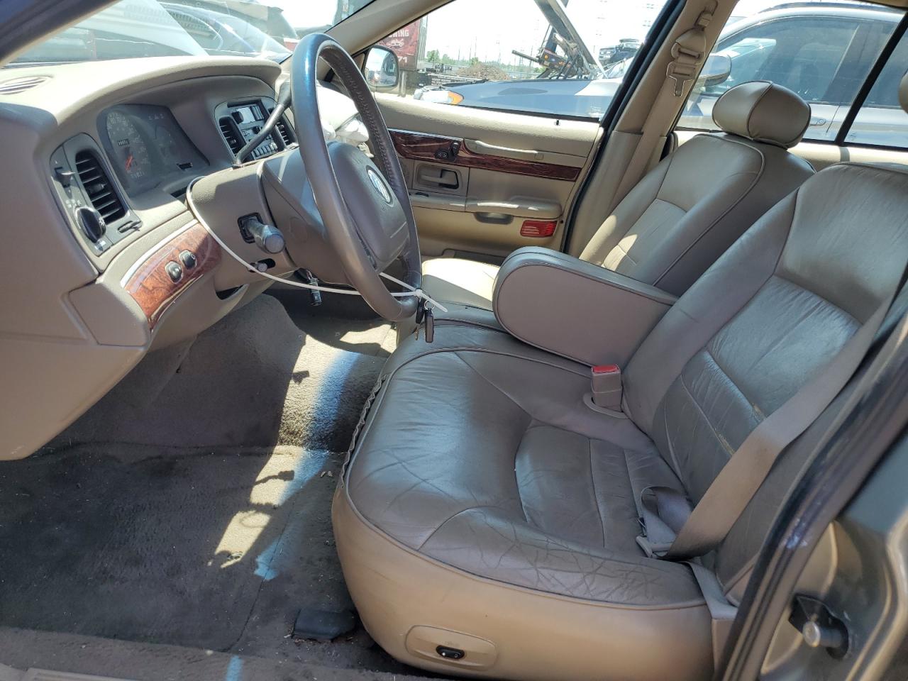 2002 Mercury Grand Marquis Ls VIN: 2MEFM75W42X616632 Lot: 61218345