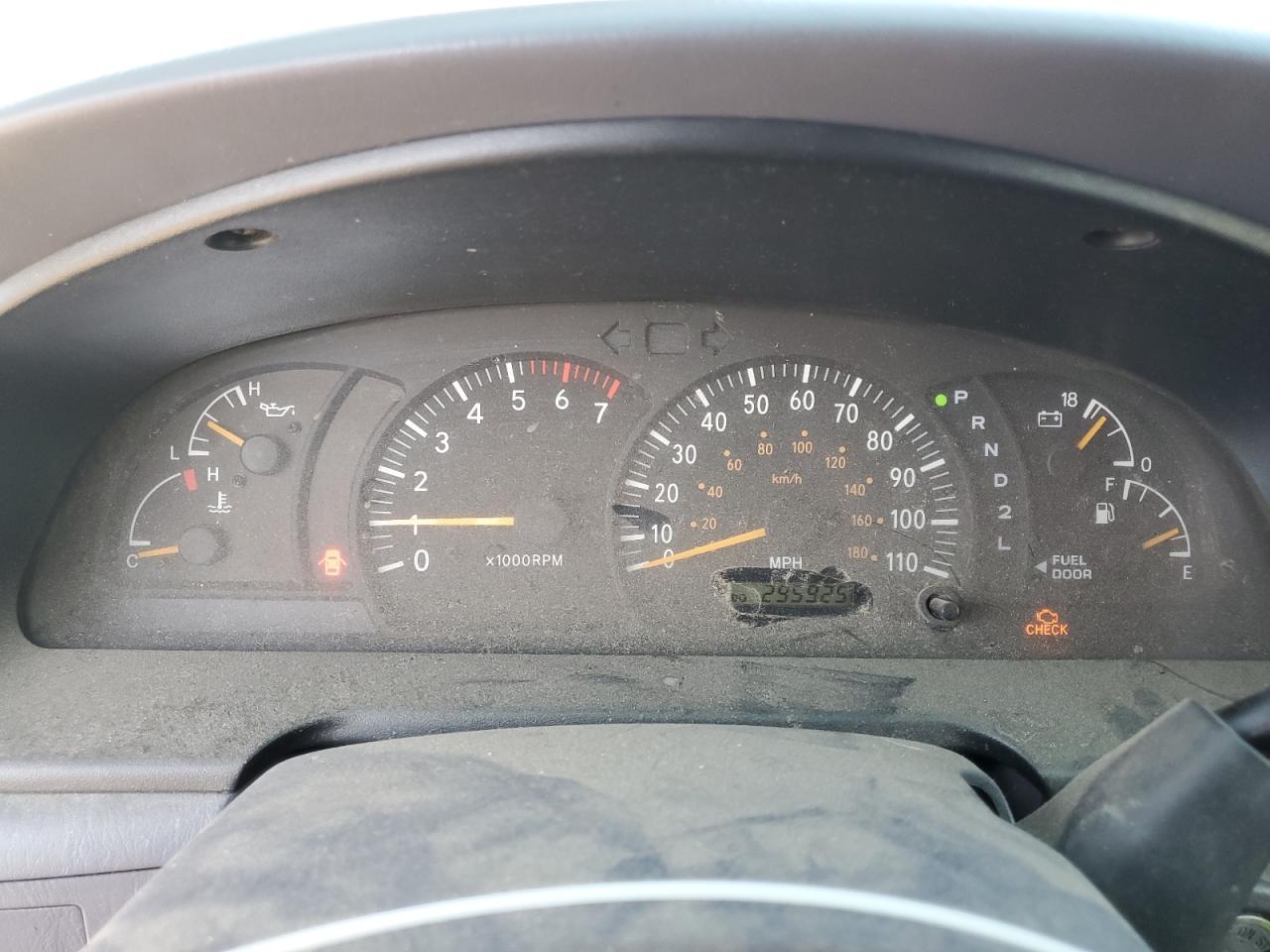 2002 Toyota Tundra Access Cab VIN: 5TBBT44102S261650 Lot: 60714055