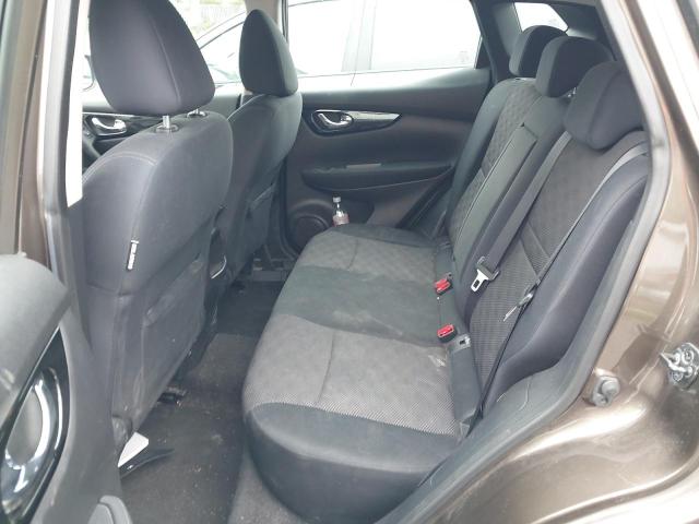 2015 NISSAN QASHQAI