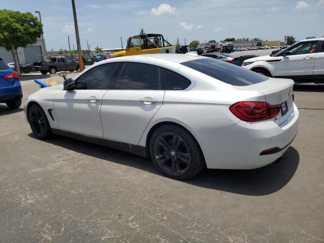  BMW 4 SERIES 2018 Белы
