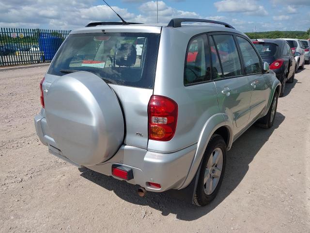 2005 TOYOTA RAV4 XT5 V