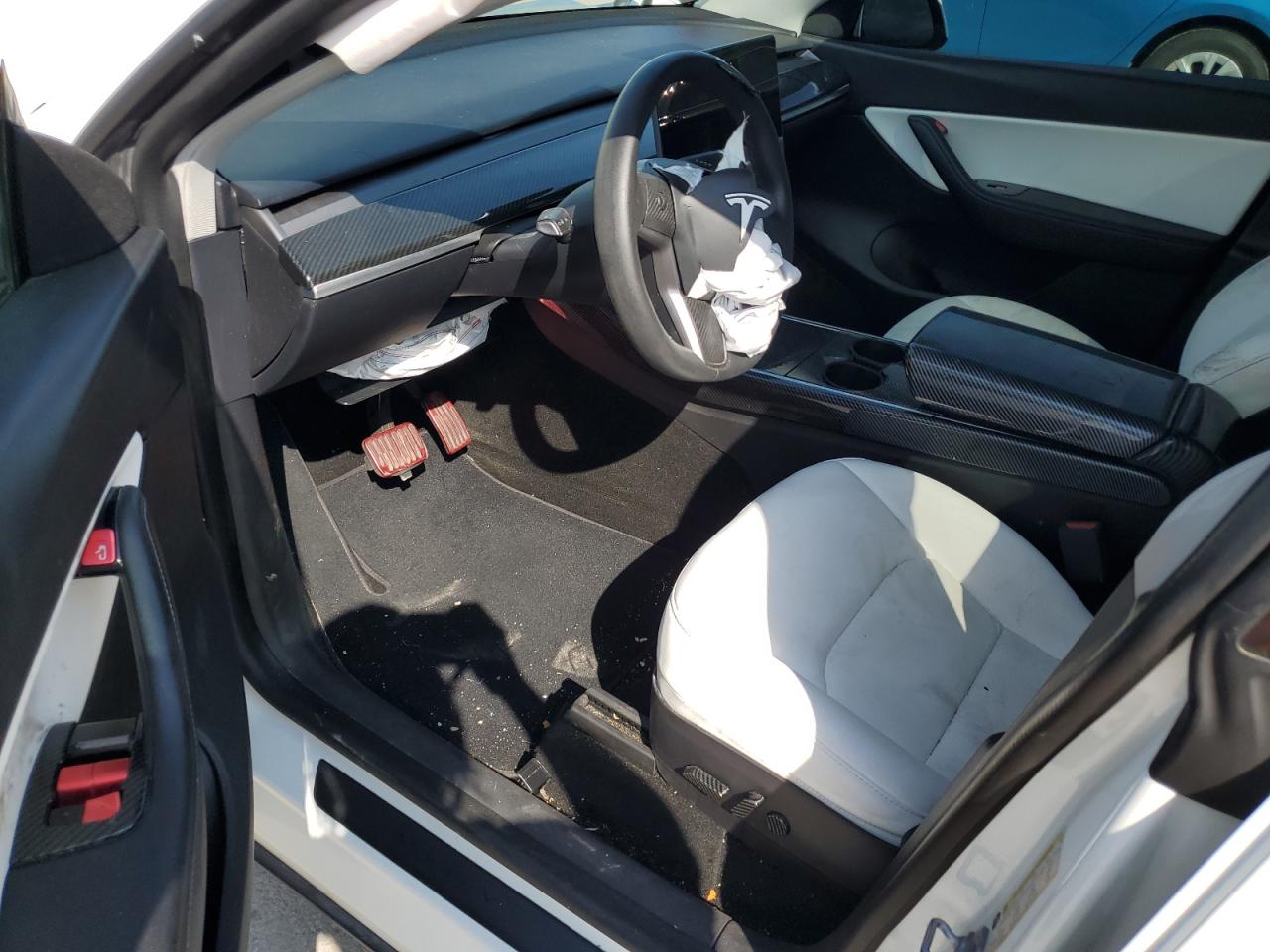 2020 Tesla Model Y VIN: 5YJYGDEF6LF025560 Lot: 62418745