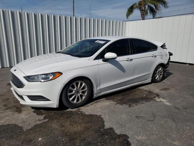 Sedans FORD FUSION 2017 White