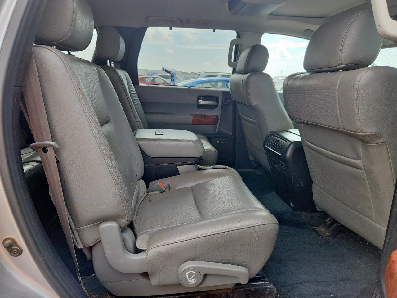 2018 Toyota Sequoia Platinum VIN: 5TDDY5G10JS158312 Lot: 61505055