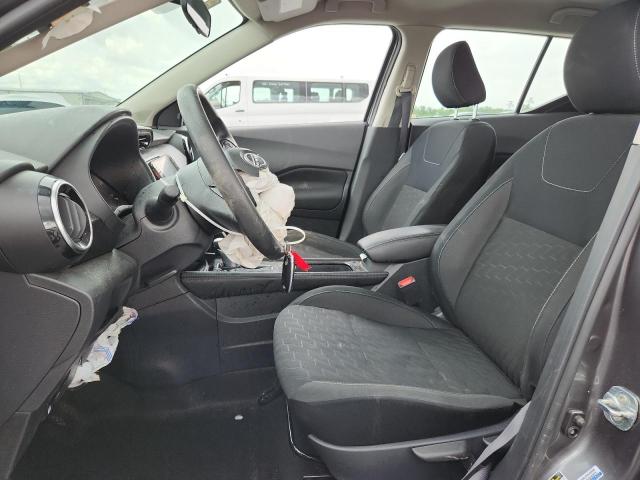  NISSAN KICKS 2024 Gray