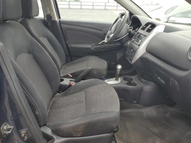  NISSAN VERSA 2015 Синий