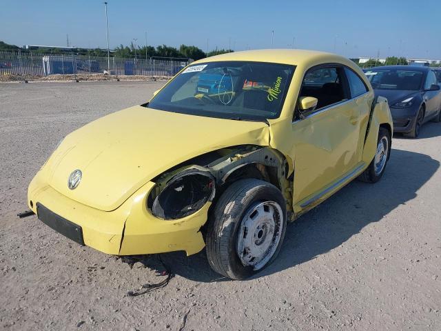 VOLKSWAGEN BEETLE DES 2013