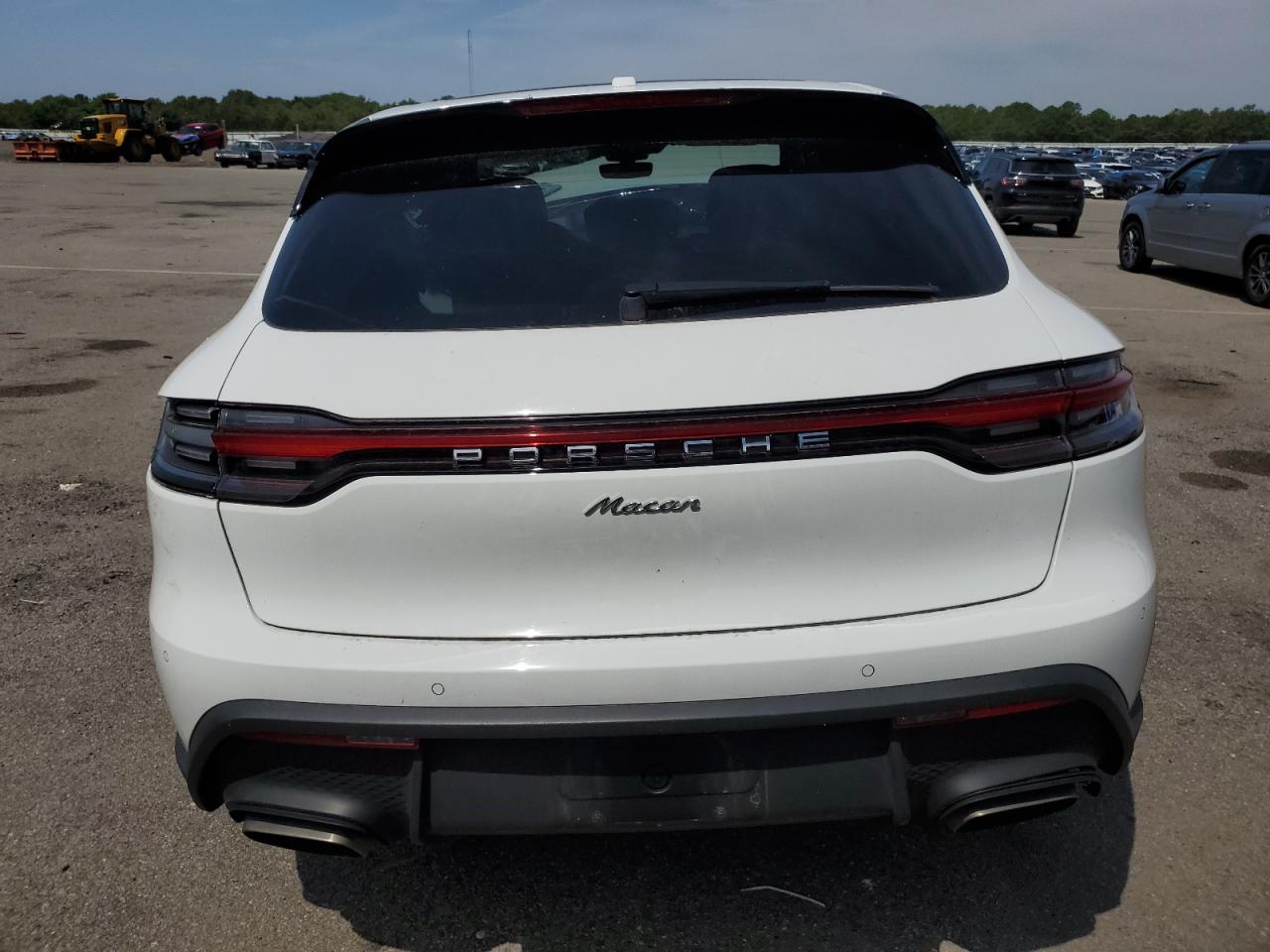 2023 Porsche Macan Base VIN: WP1AA2A57PLB08257 Lot: 62312595