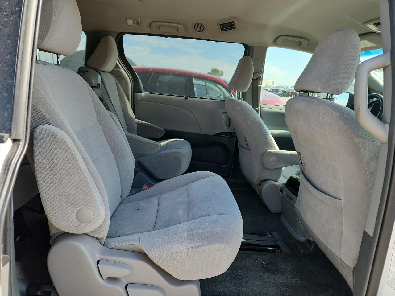 2017 Toyota Sienna Le VIN: 5TDKZ3DC0HS857819 Lot: 62381135
