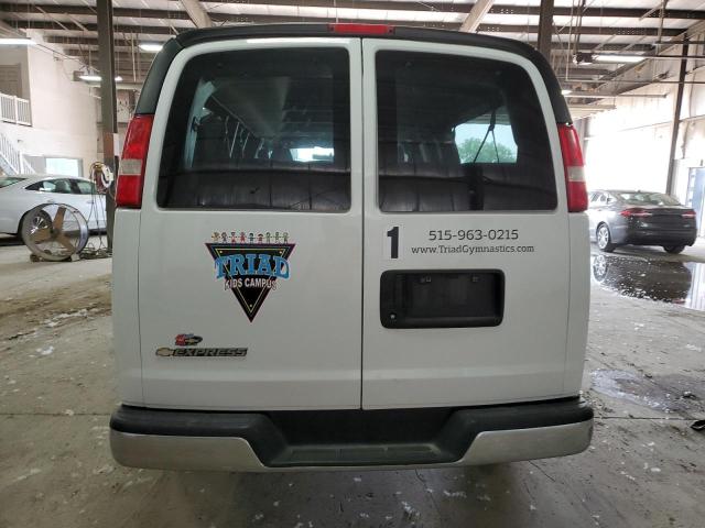  CHEVROLET EXPRESS 2017 Biały