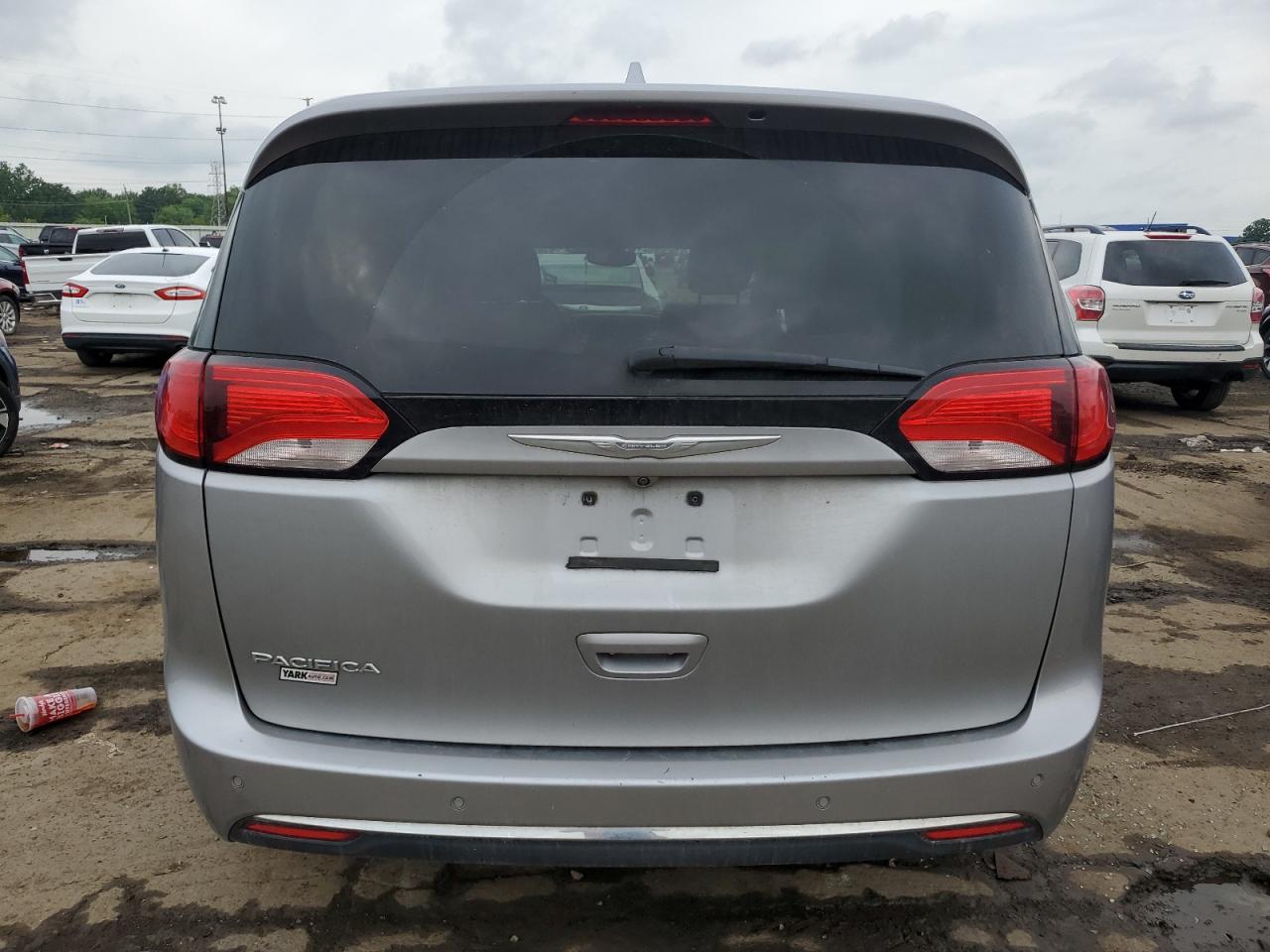 2017 Chrysler Pacifica Touring L VIN: 2C4RC1BG4HR507967 Lot: 63046875