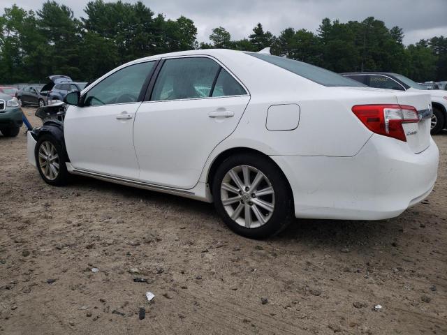 Sedans TOYOTA CAMRY 2012 White