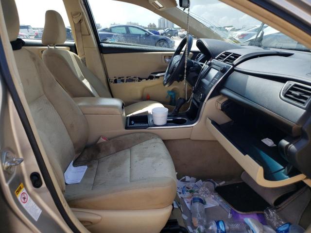 Седаны TOYOTA CAMRY 2016 Золотой