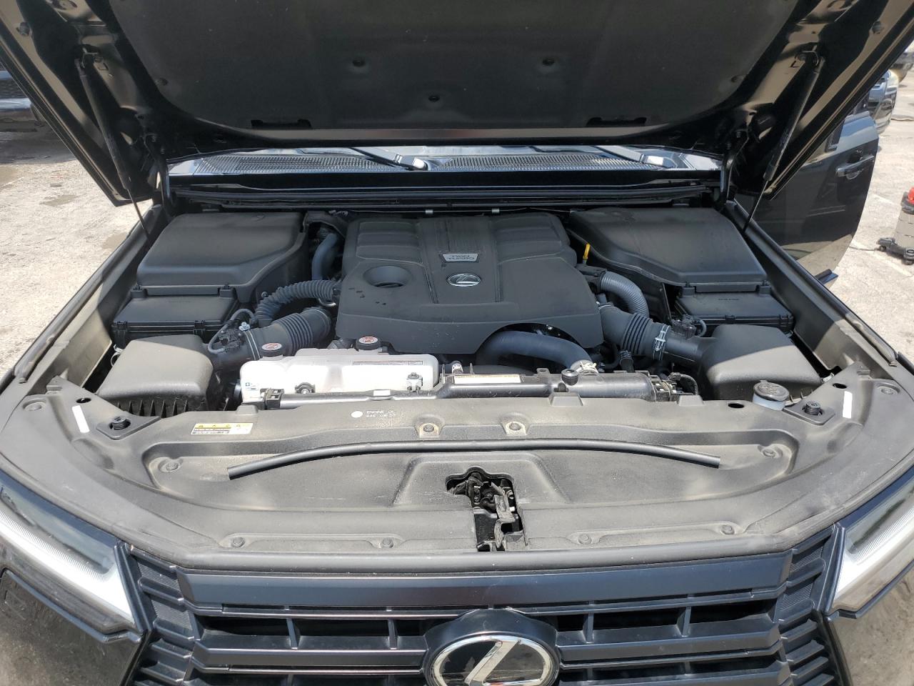 2024 Lexus Gx 550 Luxury VIN: JTJVBCDX2R5005996 Lot: 61593635