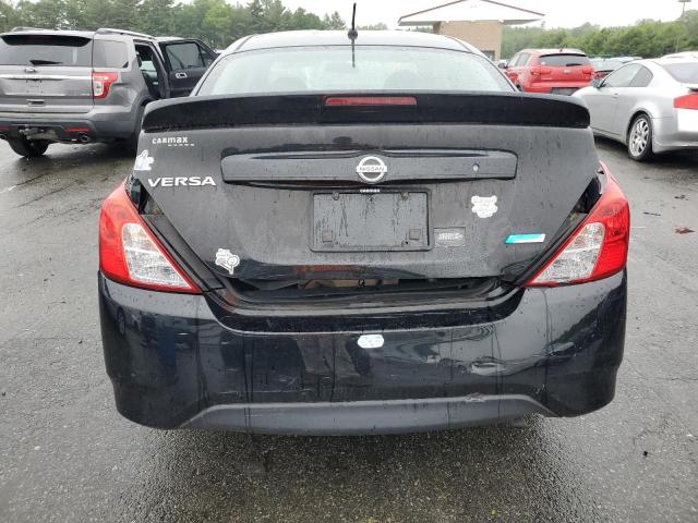  NISSAN VERSA 2015 Черный