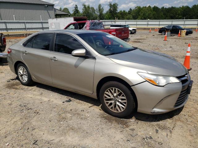  TOYOTA CAMRY 2017 Бежевий